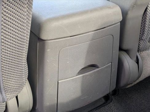 Used 2008 Nissan Frontier SE w/ SE Value Truck Pkg image 17