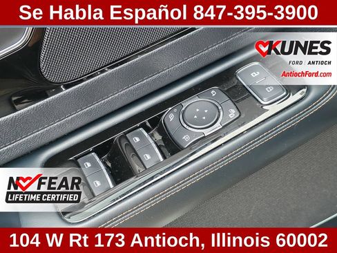 Used 2025 Lincoln Aviator AWD image 38