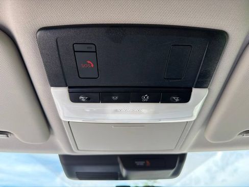 Used 2024 Mitsubishi Outlander SE Black Edition AWD/4WD image 34