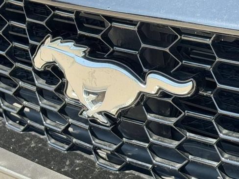 Used 2025 Ford Mustang GT Premium RWD image 5