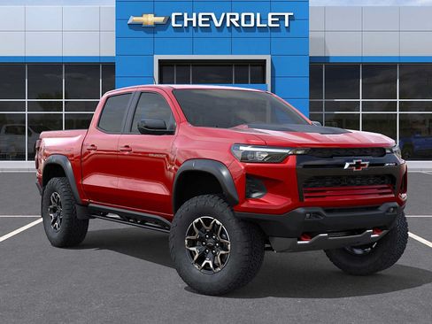 New 2026 Chevrolet Colorado ZR2 w/ Technology Package AWD/4WD image 7