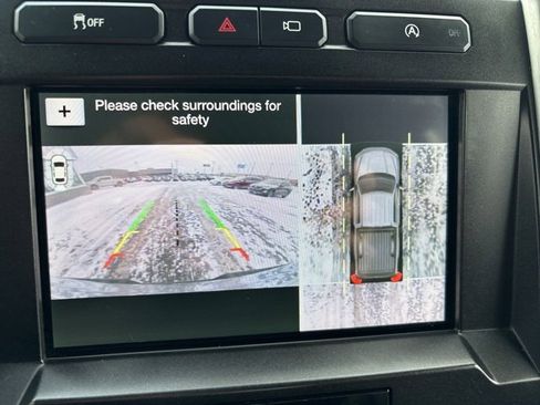 Used 2018 Ford F150 Platinum w/ Equipment Group 701A Luxury image 30