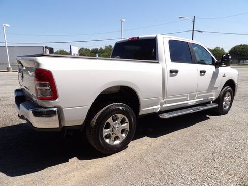 Used 2024 RAM 2500 Big Horn AWD/4WD image 4