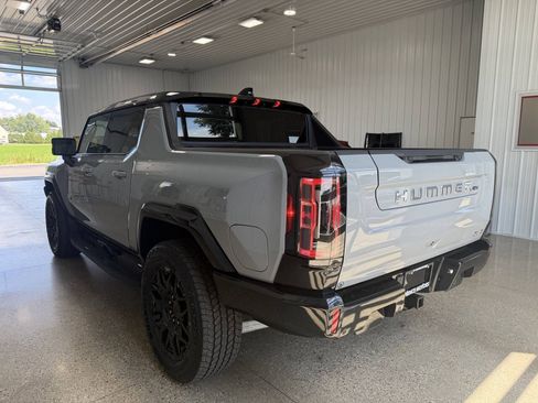 Used 2025 GMC Hummer EV 2X AWD/4WD image 4