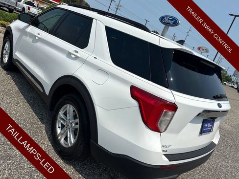 Certified 2021 Ford Explorer XLT w/ Equipment Group 202A RWD image 28