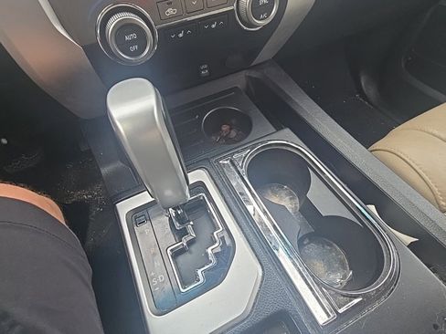 Used 2015 Toyota Tundra Limited image 16