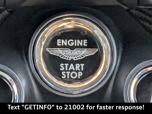 Used 2022 Aston Martin V8 Vantage Coupe image 36