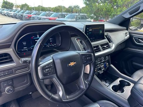 Used 2024 Chevrolet Tahoe LT RWD image 9