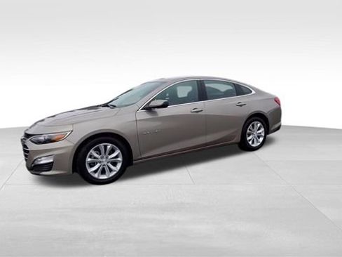 Used 2023 Chevrolet Malibu LT image 4