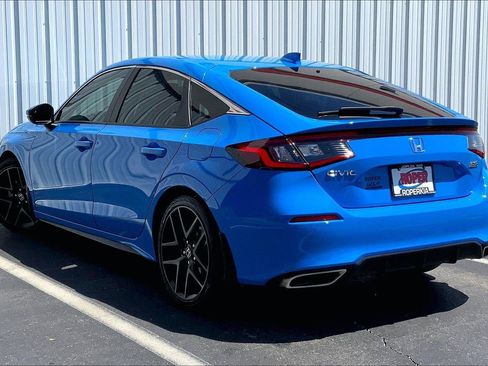Used 2024 Honda Civic Sport Touring image 10