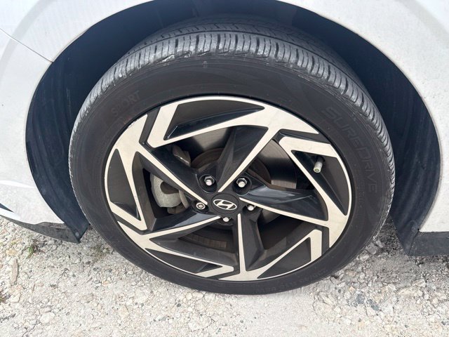 Used 2024 Hyundai Sonata SEL w/ Convenience Package FWD image 11