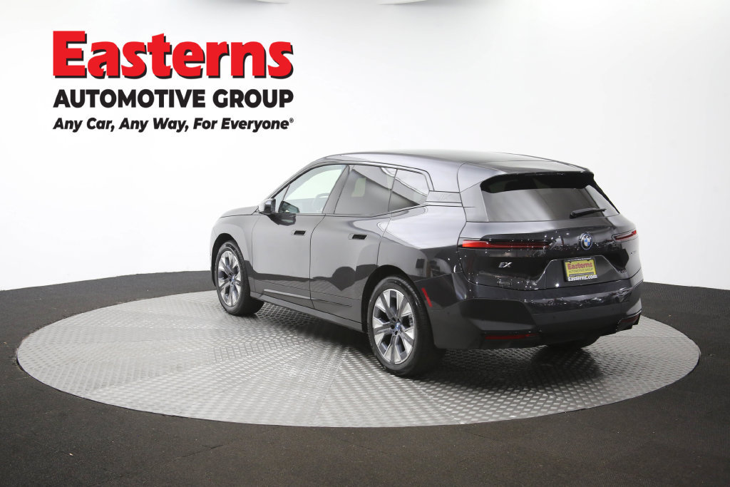 Used 2024 BMW iX xDrive50 AWD/4WD image 65