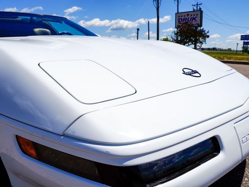 Used 1993 Chevrolet Corvette Coupe RWD image 40