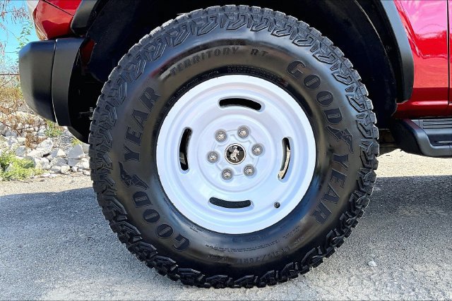 Used 2026 Ford Bronco Heritage Edition AWD/4WD image 8