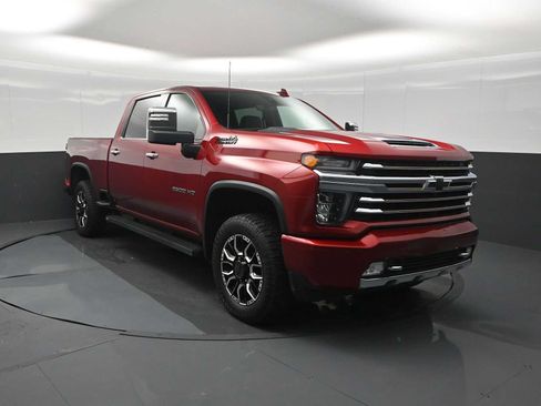 Used 2023 Chevrolet Silverado 2500 High Country AWD/4WD image 2