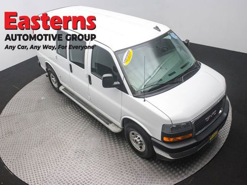 Used 2020 GMC Savana 2500 w/ Driver Convenience Package RWD image 3