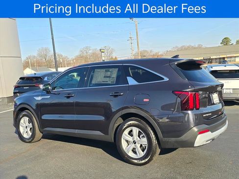 New 2026 Kia Sorento LX FWD image 5