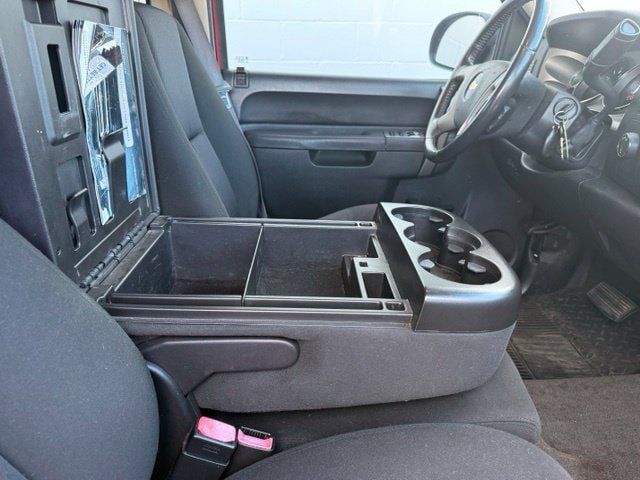 Used 2011 Chevrolet Silverado 2500 LT w/ Interior Plus Package AWD/4WD image 20