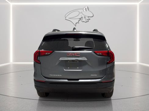Used 2019 GMC Terrain SLE w/ Driver Convenience Package AWD/4WD image 4