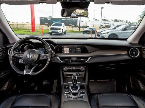 Used 2021 Alfa Romeo Stelvio Ti w/ Nero Edizione image 28