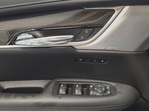 Certified 2023 Cadillac XT6 Sport AWD/4WD image 15