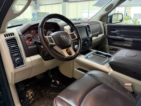 Used 2016 RAM 1500 Laramie Longhorn w/ Convenience Group AWD/4WD image 10