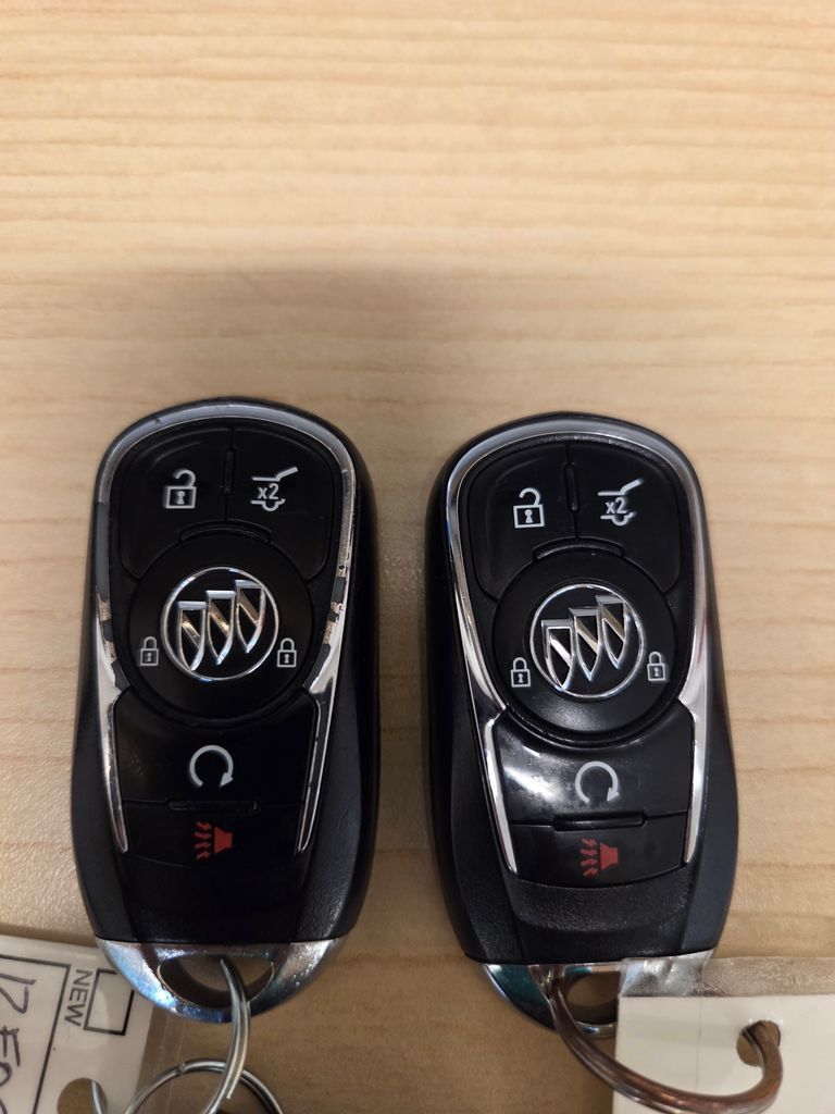 Used 2019 Buick Envision Essence FWD image 51