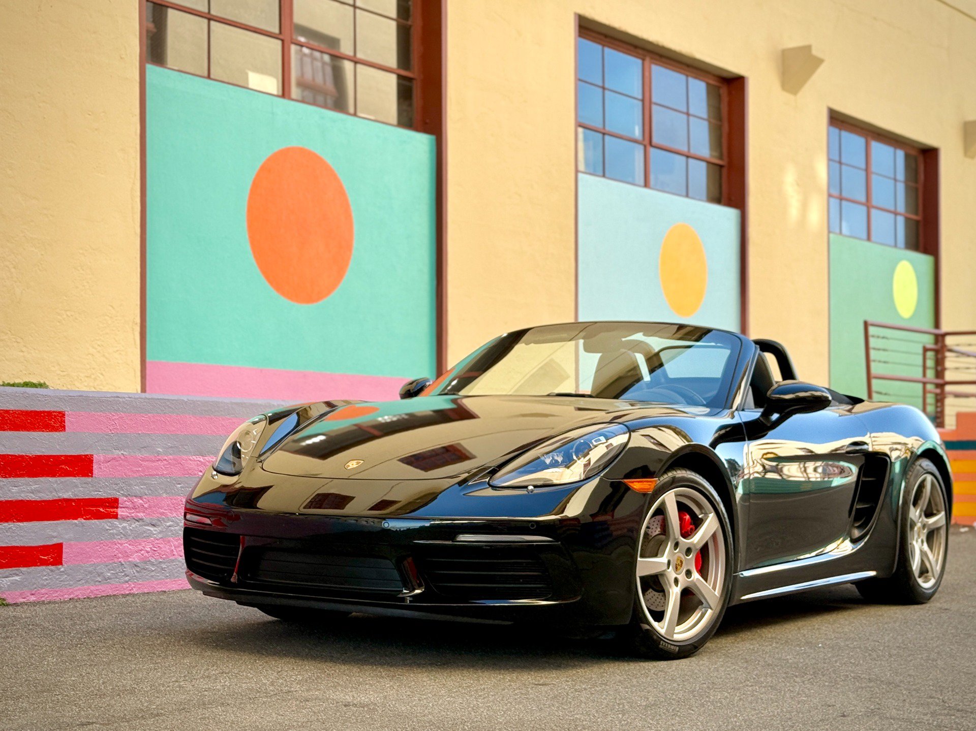 Used 2017 Porsche 718 Boxster S RWD image 1