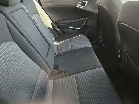 Certified 2025 Kia Soul EX image 5
