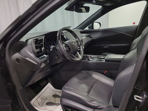 Used 2023 Lexus RX 350 Premium image 12