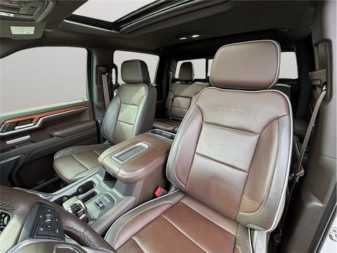 Used 2022 GMC Sierra 1500 Denali w/ Denali Reserve Package AWD/4WD image 22