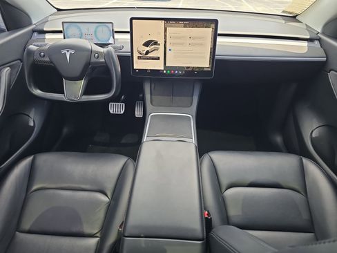Used 2022 Tesla Model Y Performance AWD/4WD image 9