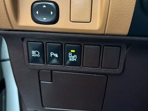 Used 2016 Lexus ES 350 image 13