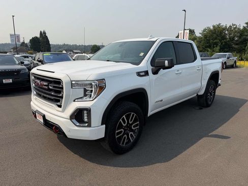 Used 2021 GMC Sierra 1500 AT4 w/ AT4 Value Package AWD/4WD image 4