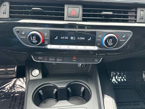 Used 2018 Audi A4 2.0T Premium Plus w/ Premium Plus Package AWD/4WD image 35