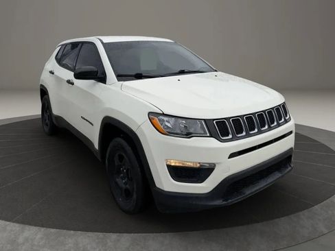 Used 2018 Jeep Compass Sport FWD image 1