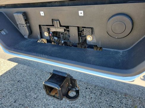 Used 2024 Chevrolet Silverado 3500 LT w/ Safety Package image 13