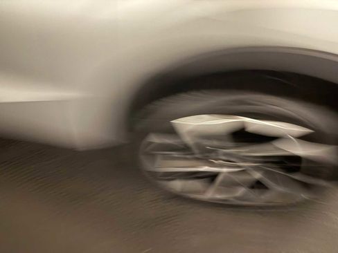 Used 2023 Mitsubishi Outlander SE image 12