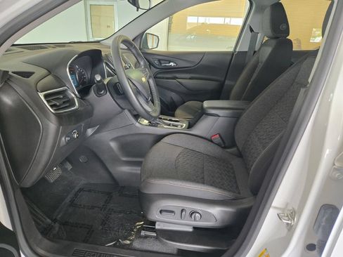 Certified 2024 Chevrolet Equinox LT FWD image 22
