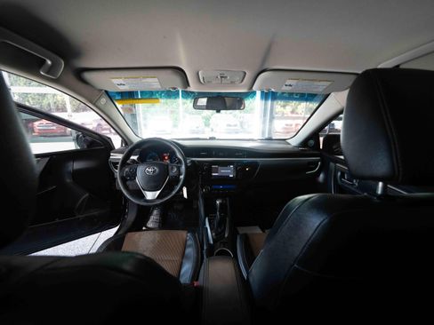 Used 2015 Toyota Corolla S FWD image 19