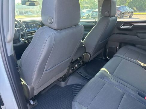 Used 2025 Chevrolet Silverado 1500 LT AWD/4WD image 21