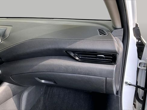 Certified 2024 Nissan Sentra SV w/ Lighting Package FWD image 18