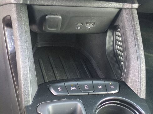 Used 2025 Chevrolet TrailBlazer LT AWD/4WD image 18