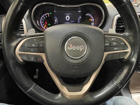 Used 2015 Jeep Grand Cherokee Limited AWD/4WD image 17