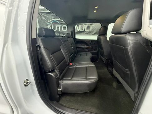 Used 2018 GMC Sierra 1500 SLT w/ SLT Premium Package AWD/4WD image 8