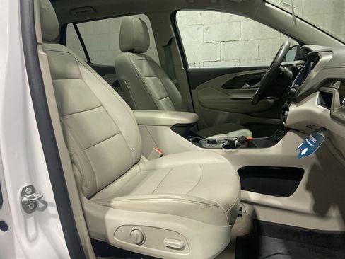 Used 2019 GMC Terrain Denali w/ Advanced Safety Package image 29