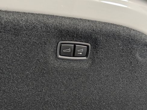 New 2026 Porsche Taycan AWD/4WD image 19