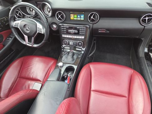 Used 2013 Mercedes-Benz SLK 250 image 22