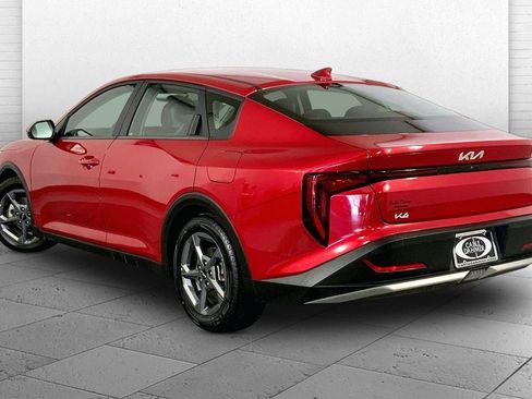 Used 2025 Kia K4 FWD image 11