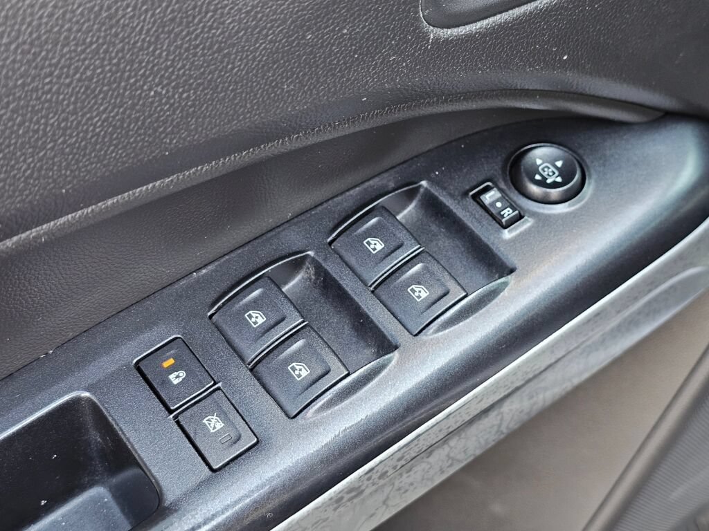 Used 2017 Chevrolet Colorado LT w/ LT Convenience Package AWD/4WD image 33